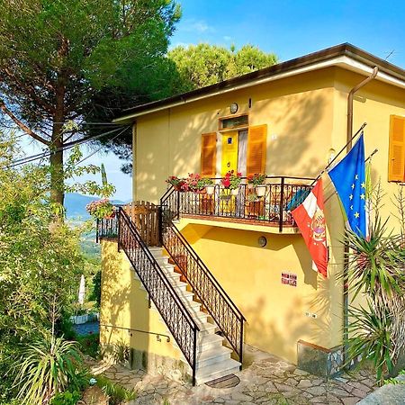 La Ginestra B&B Fosdinovo Eksteriør bilde
